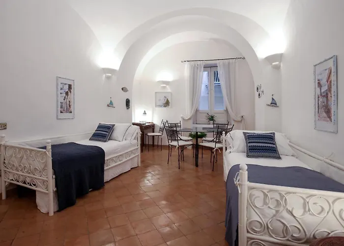Vicolo 23 House