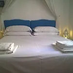 Vicolo 23 House